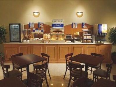 Holiday Inn Express El Reno By Ihg Exteriör bild
